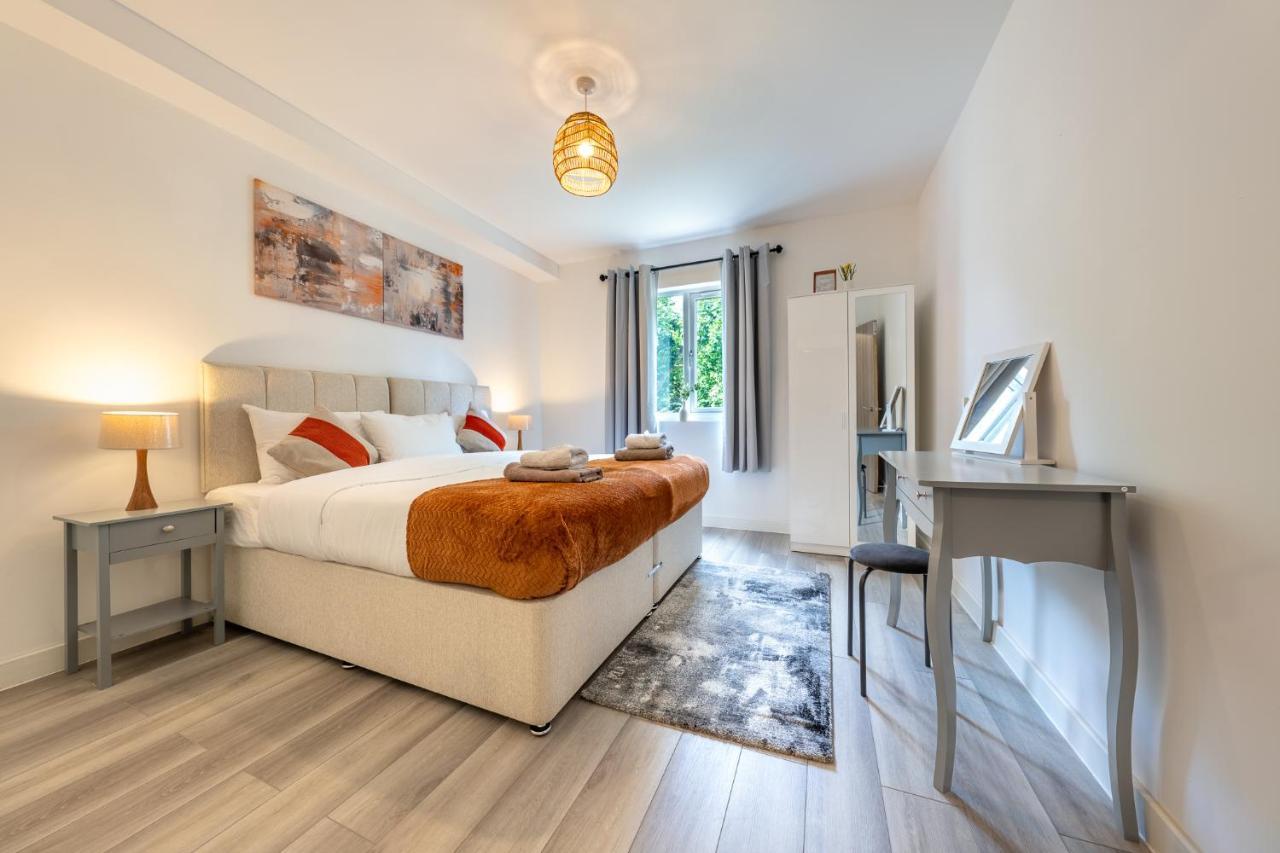 Ashview 6 - Heathrow - Windsor - Free Parking Διαμέρισμα Staines-upon-Thames Εξωτερικό φωτογραφία