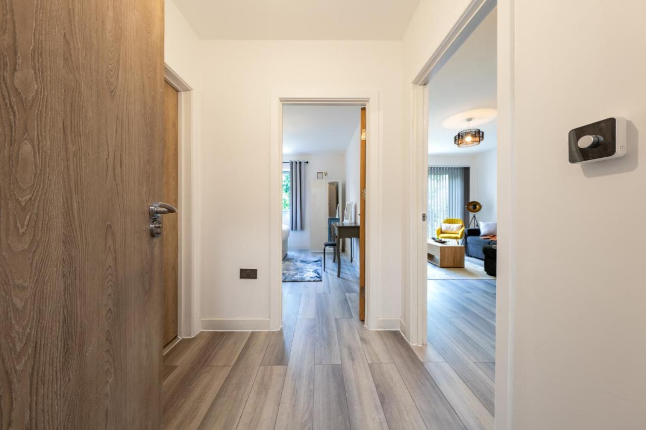 Ashview 6 - Heathrow - Windsor - Free Parking Διαμέρισμα Staines-upon-Thames Εξωτερικό φωτογραφία